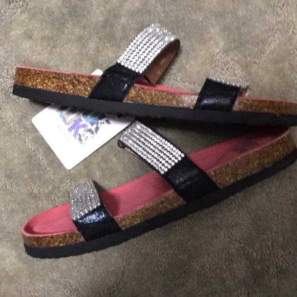 Brand new Birkenstock style sandal - Picture 4 of 4